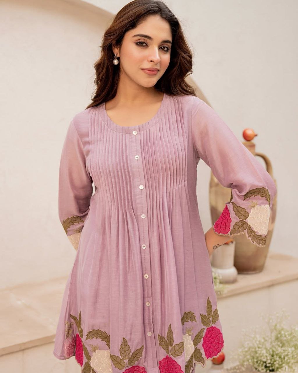 Lavender Grace Pintuck Embroidered Kurta - Image 2